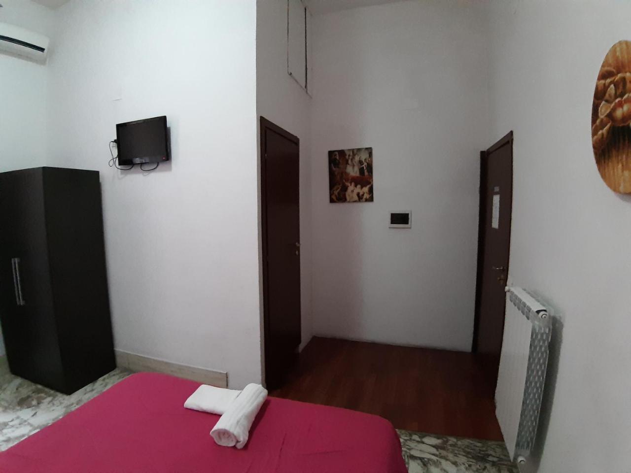 Lucky Stars Guest house Rome